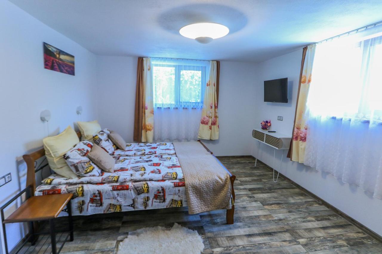 Nikas Apartment Sibiu Exterior photo
